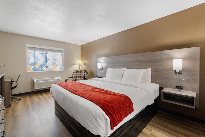 SureStay Plus Hotel by Best Western Kearney Liberty North