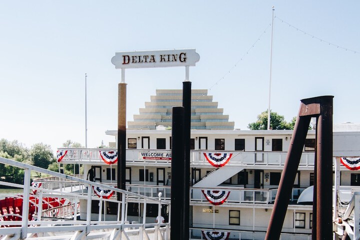 Delta King Hotel
