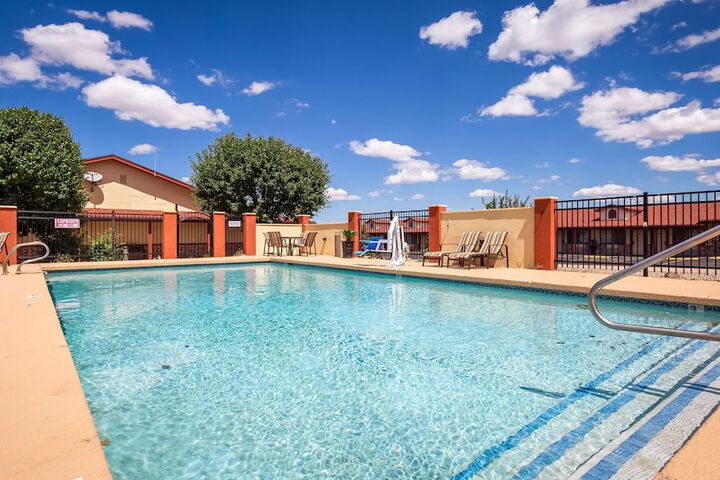 Pool 5 of 35