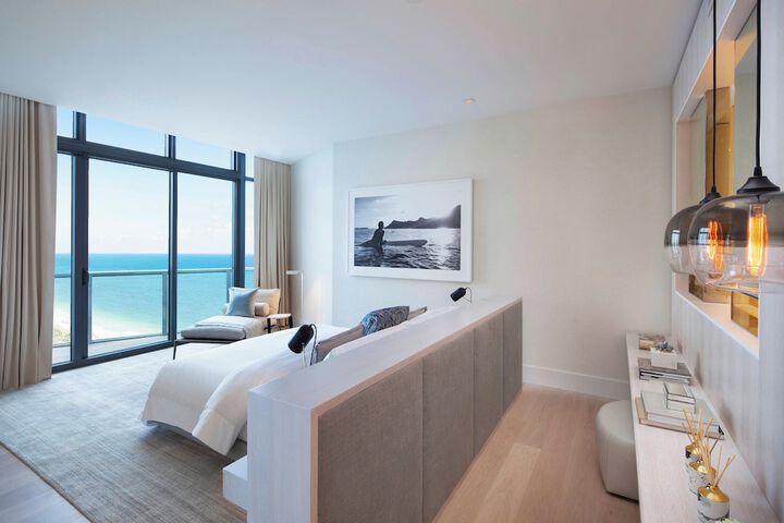 W South Beach