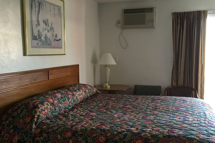 Room 5 of 39