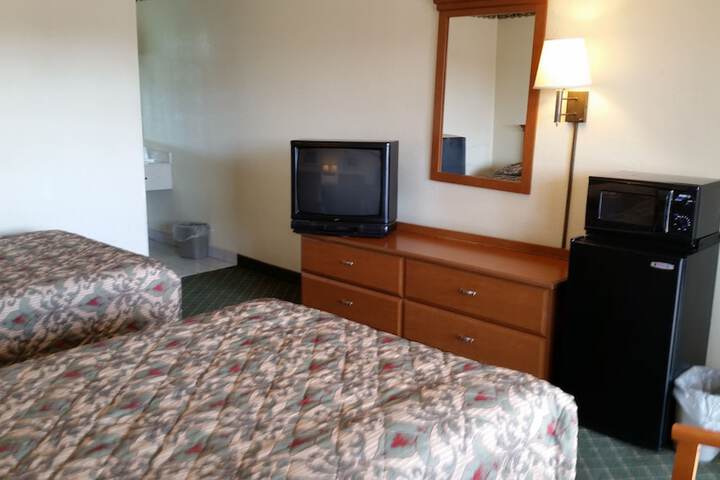 Economy Inn