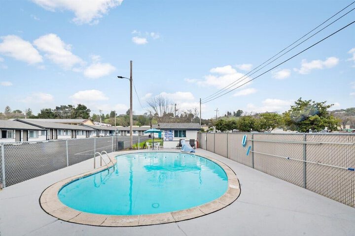 Pool 11 of 45