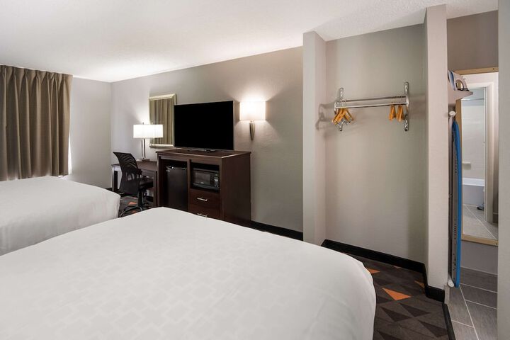 Room 21 of 44