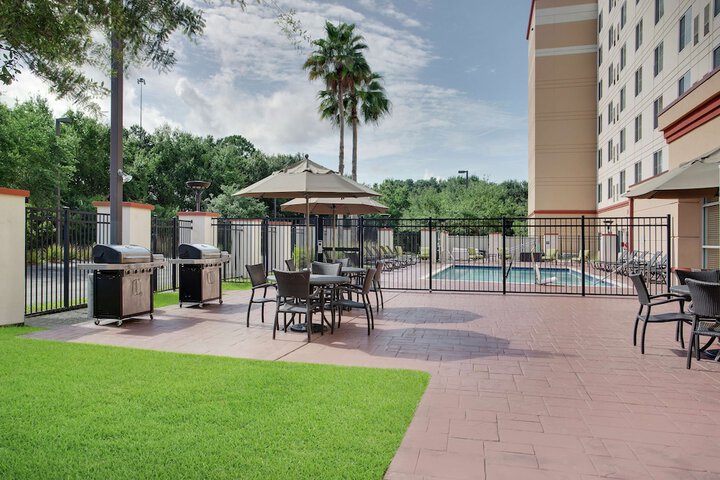 Terrace/Patio 29 of 29