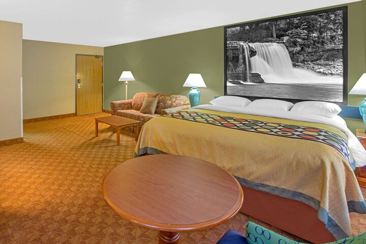 Room 27 of 50