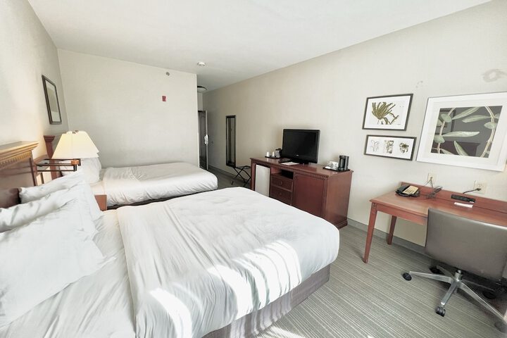 Room 12 of 36