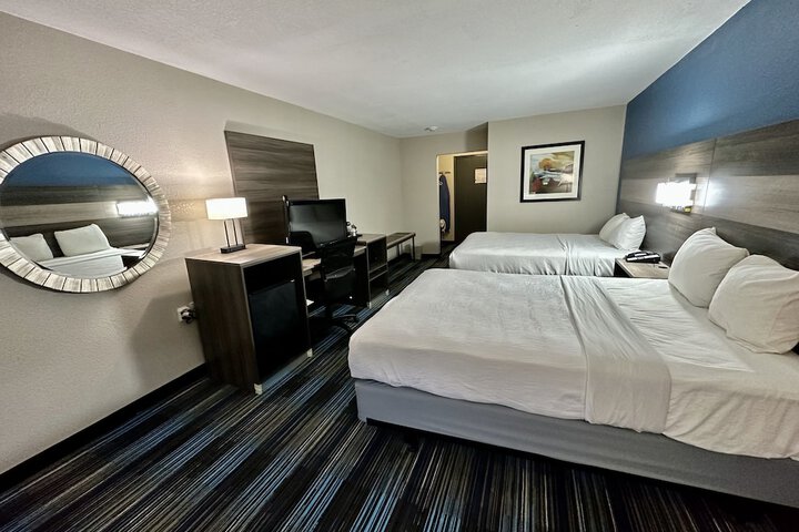 Room 7 of 15