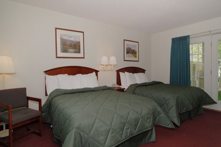 Room 33 of 35