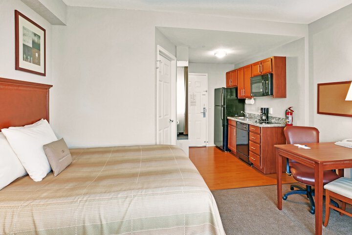 Room 14 of 24