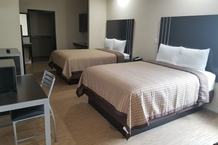 Room 11 of 23