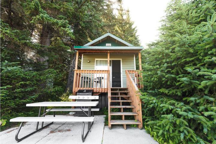 Cabin 1 Lynn View Lodge