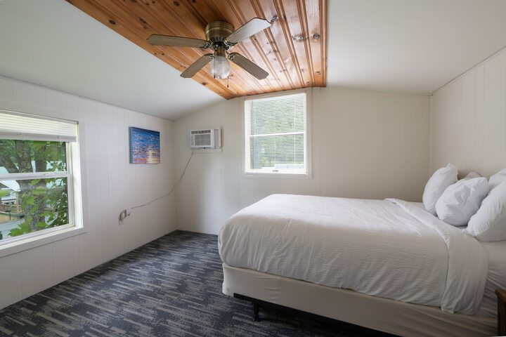 Room 107 of 312