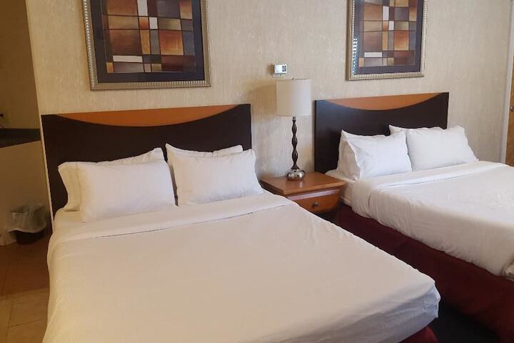 Room 14 of 33