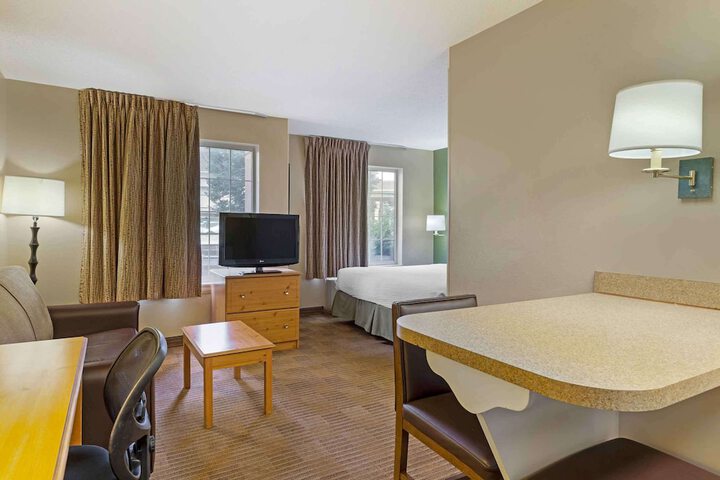 Extended Stay America Suites Boston Marlborough