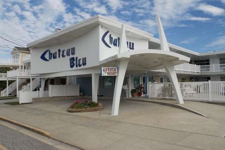 Chateau Bleu