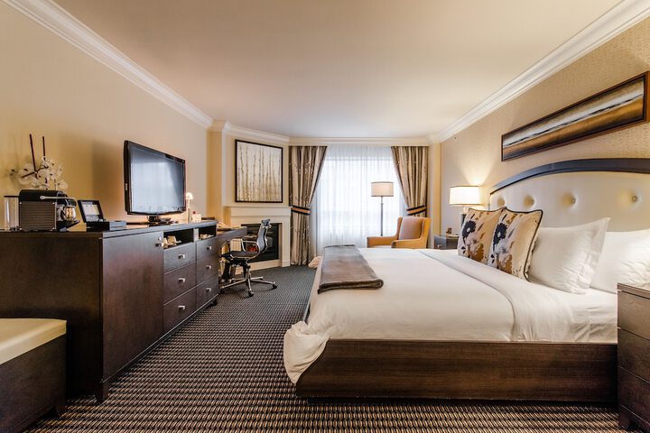 Room 40 of 82