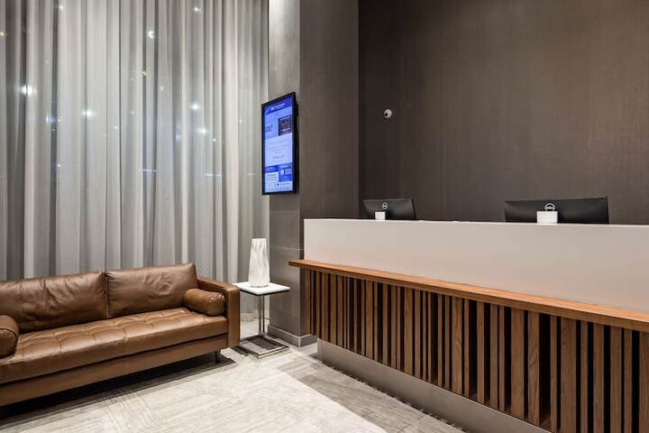 Hotel Interior 4 of 21