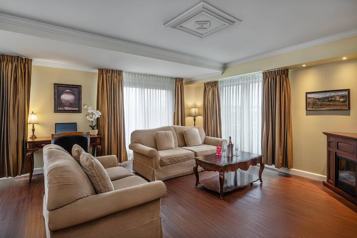Hotel Brossard an Ascend Collection Hotel