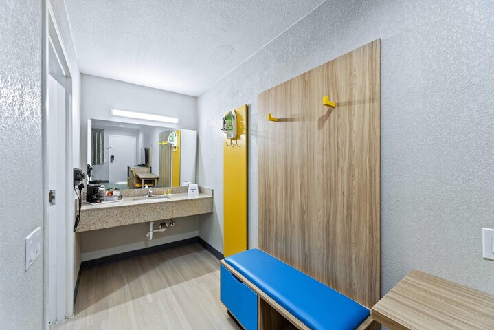 Days Inn by Wyndham McKinney