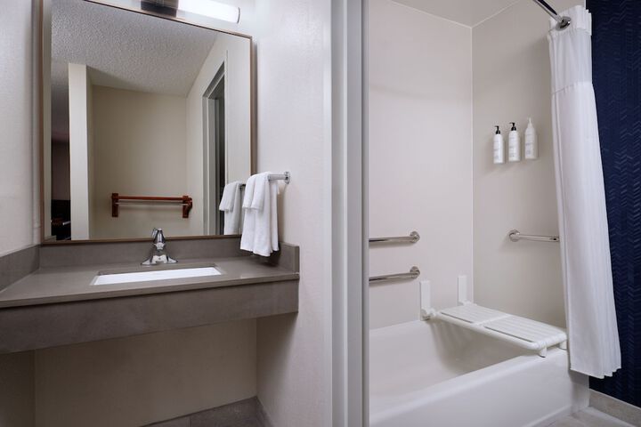 Room 20 of 29