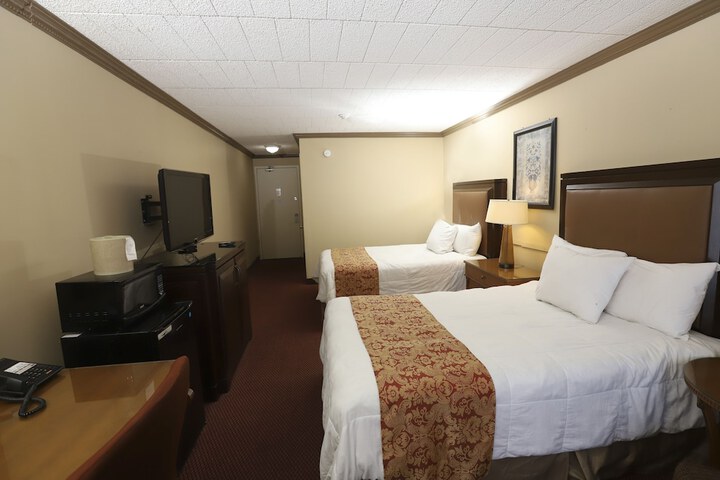 Room 9 of 17