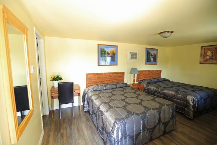Room 12 of 43
