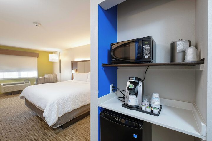 Holiday Inn Express Carlsbad by IHG