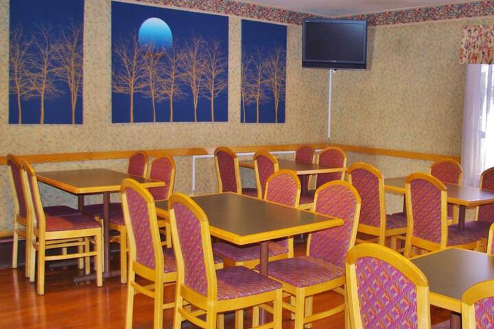 CARAVAN INN