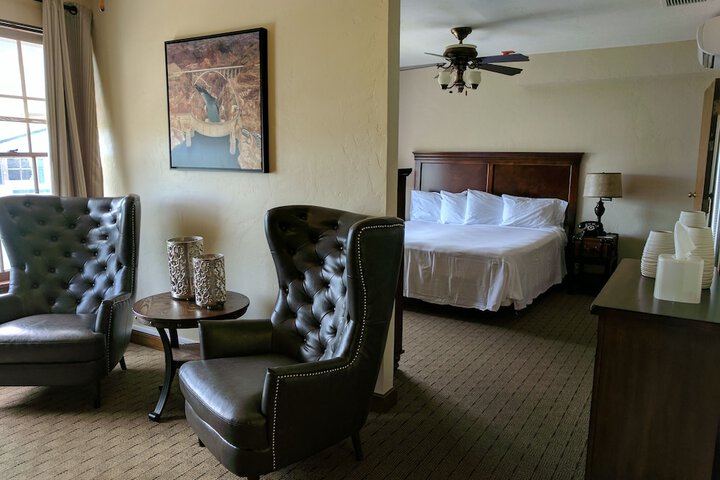 Room 40 of 54