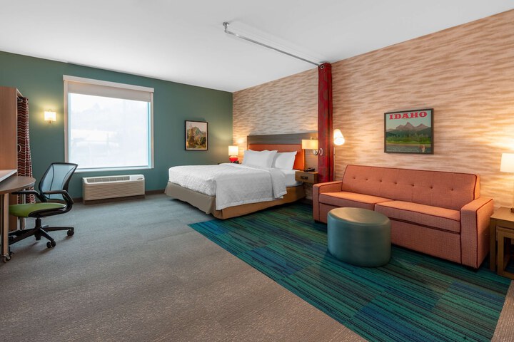 Room 20 of 38