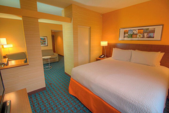 Room 19 of 27