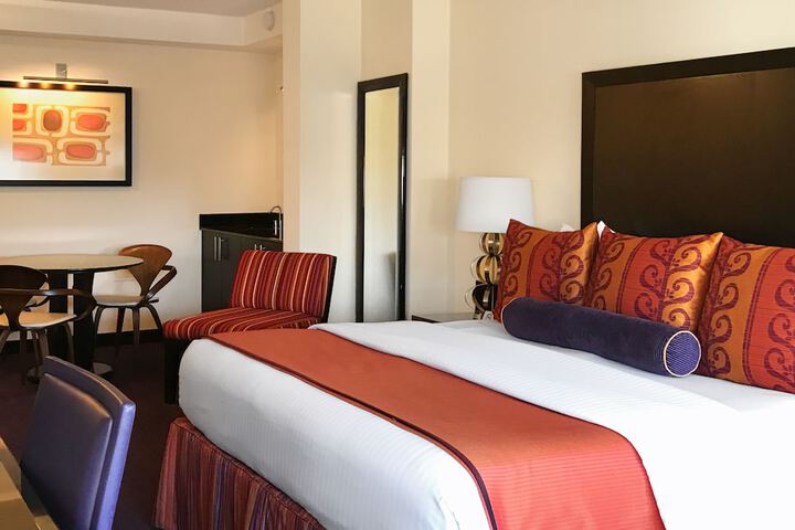 Room 22 of 108