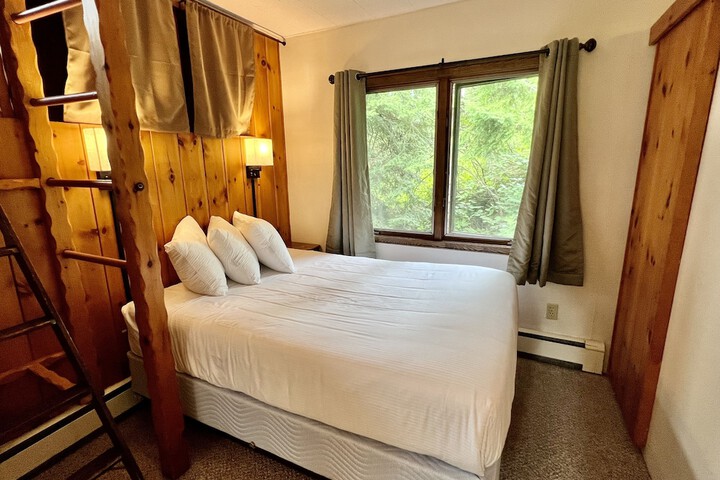 Room 20 of 84