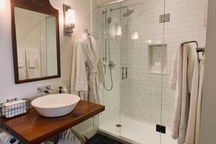 Room 65 of 113