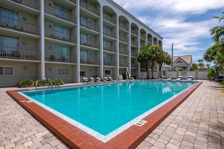 Pool 10 of 56