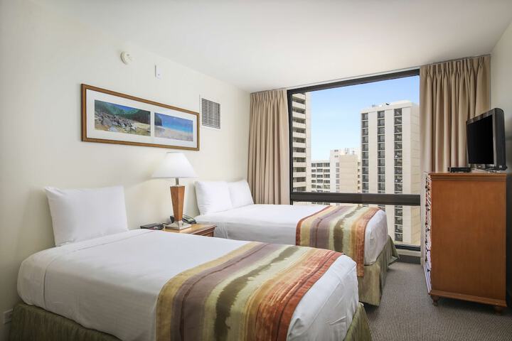 Room 44 of 90