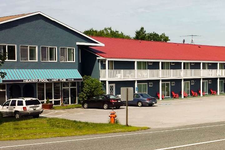Hotel 8 of 79