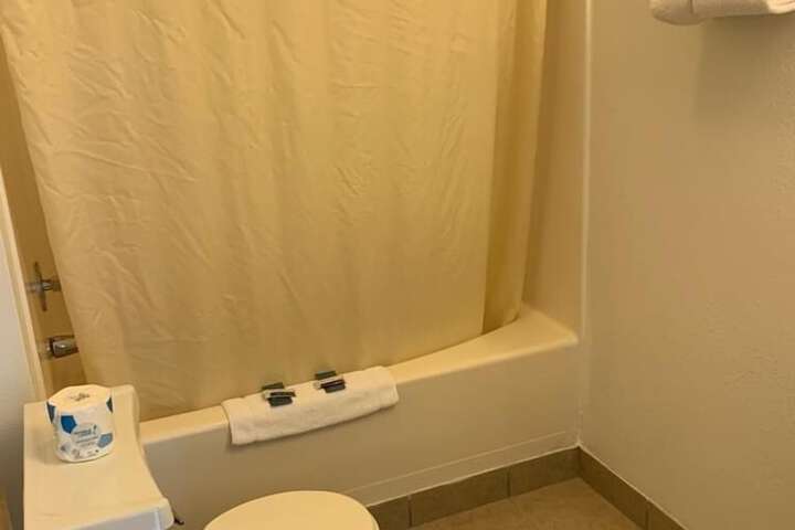 Room 20 of 26