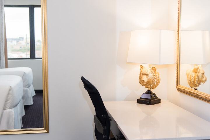Room 20 of 42