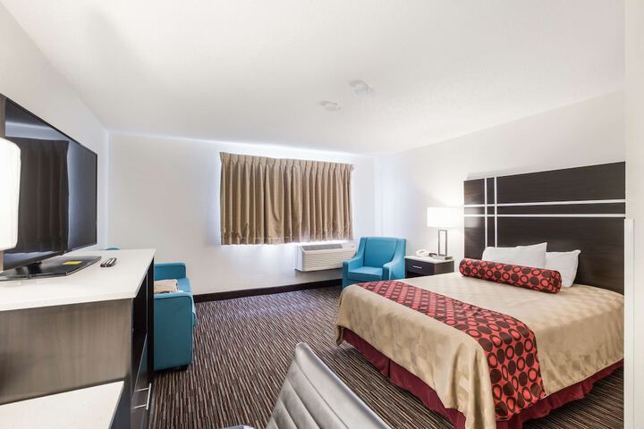 Americas Best Value Inn Charlotte MI