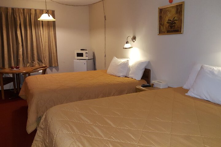 Room 26 of 80