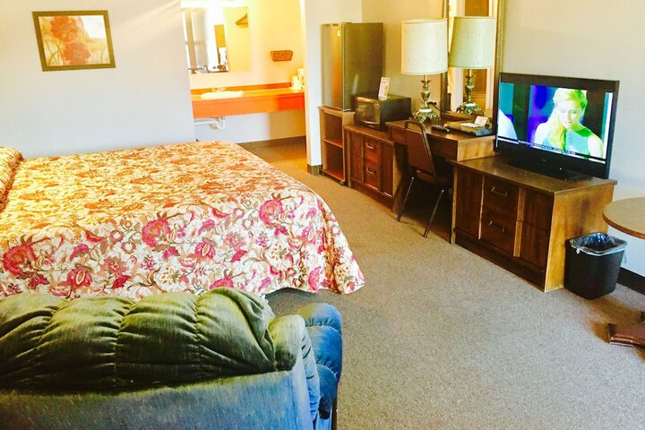 Room 18 of 34