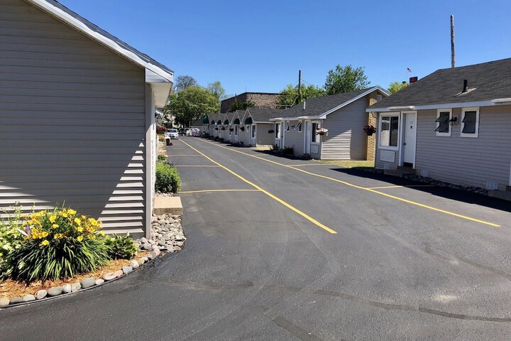 Hotel 4 of 90