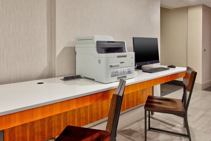 Business Center 35 of 35