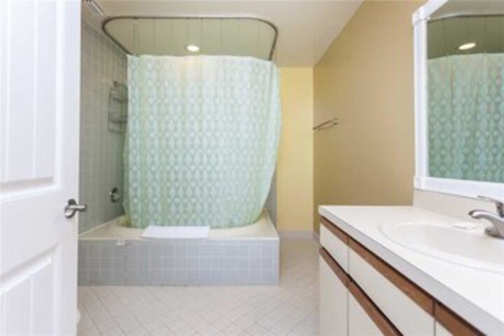 Hibiscus 302D - Three Bedroom Condo