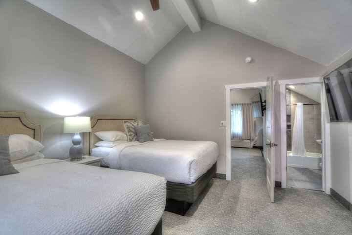 Room 40 of 59