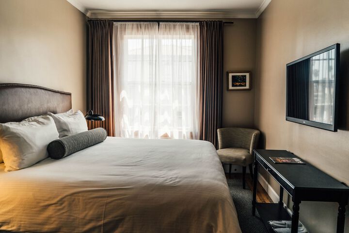Room 31 of 82
