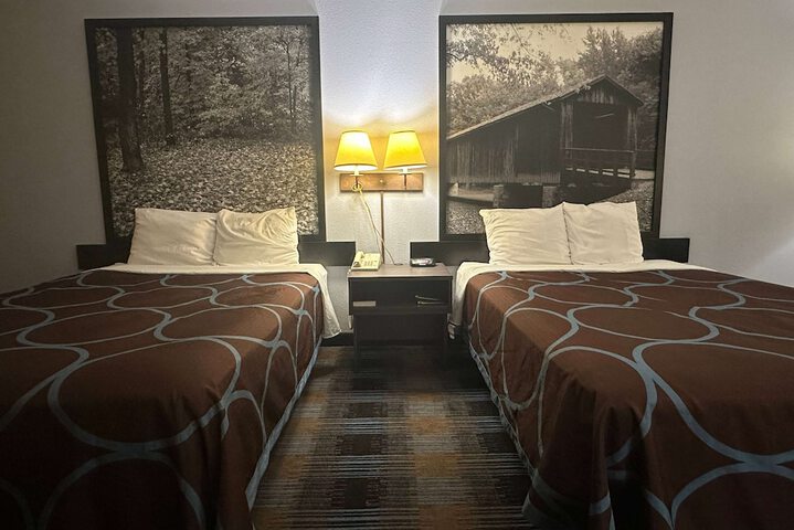 Room 37 of 39
