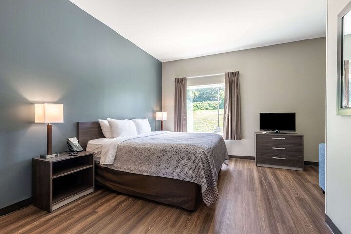 Room 12 of 35